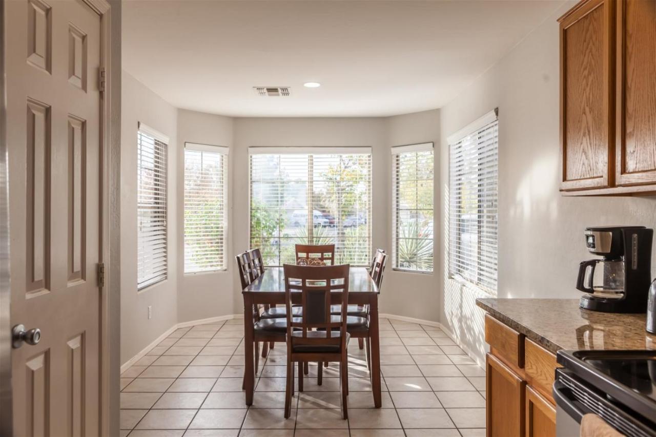 Cozy House Near Stadium With Pool Heater, Bbq Avondale Extérieur photo